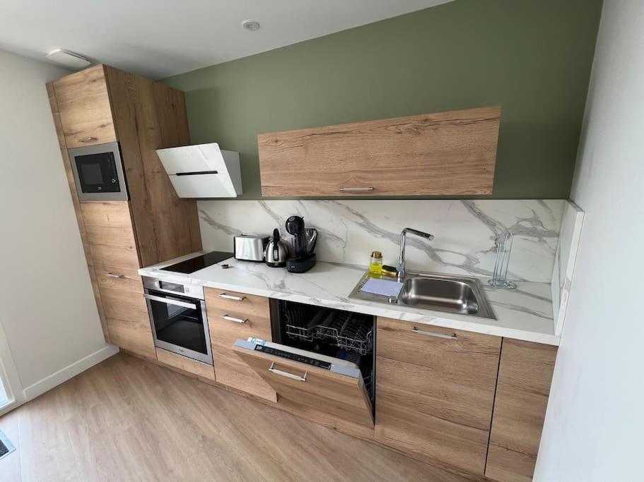 Appartement Centre Ville * Terrasse * Clim * Wifi * Haut De Gamme * Ангулем Экстерьер фото